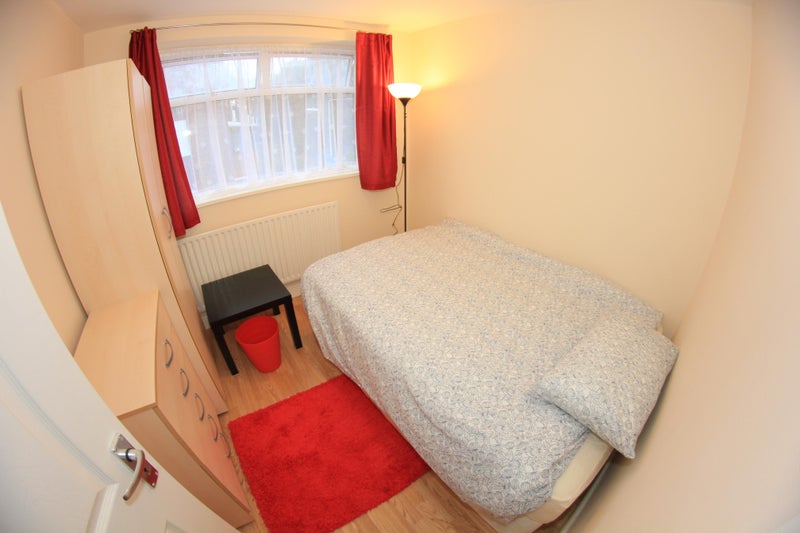 Photo 1: The room now has a single bed, not double bed.