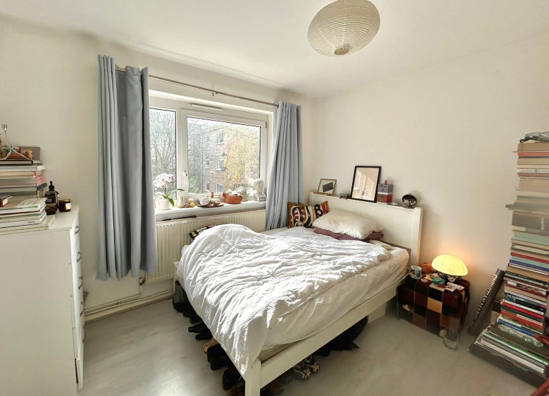 Photo 1: Large bedroom