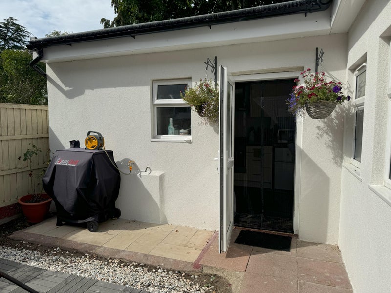 Photo 1: Own Entrance