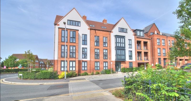 Photo 1: Newly built apartment