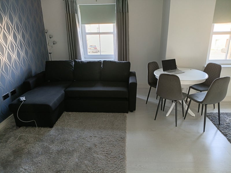 Photo 1: Living room