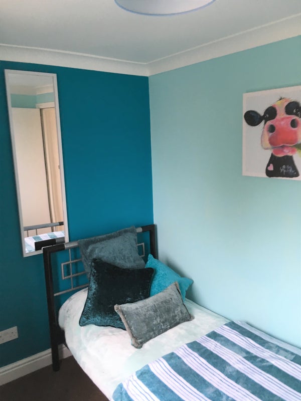 Photo 1: Single Room in Shared House Available June