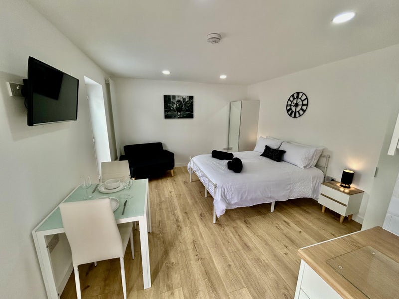 Photo 1: Open Plan Living Area