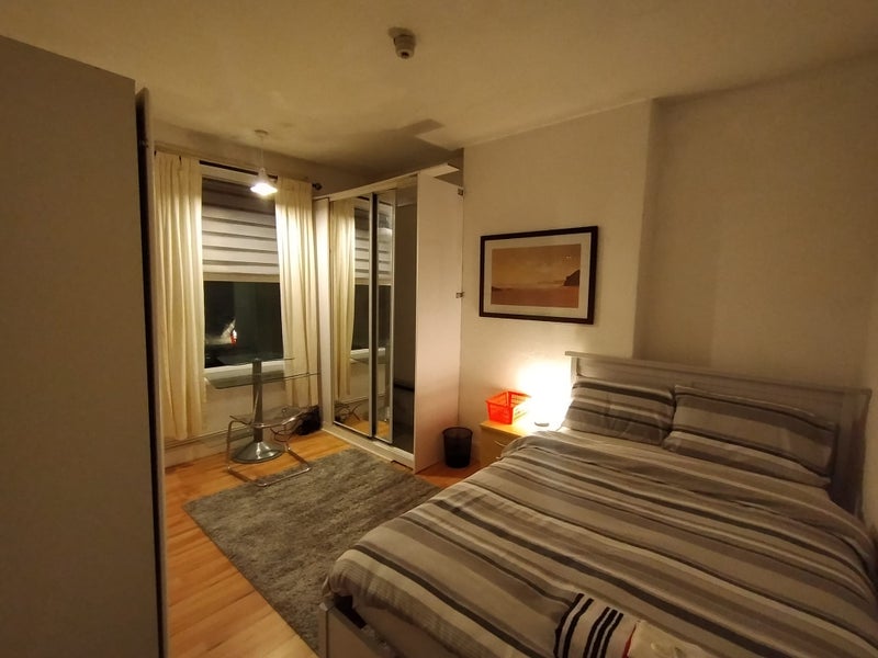 Photo 1: Double Bedroom