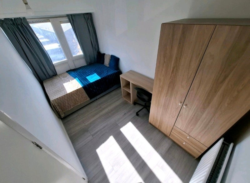 Photo 1: Double Room - Fully Furnished