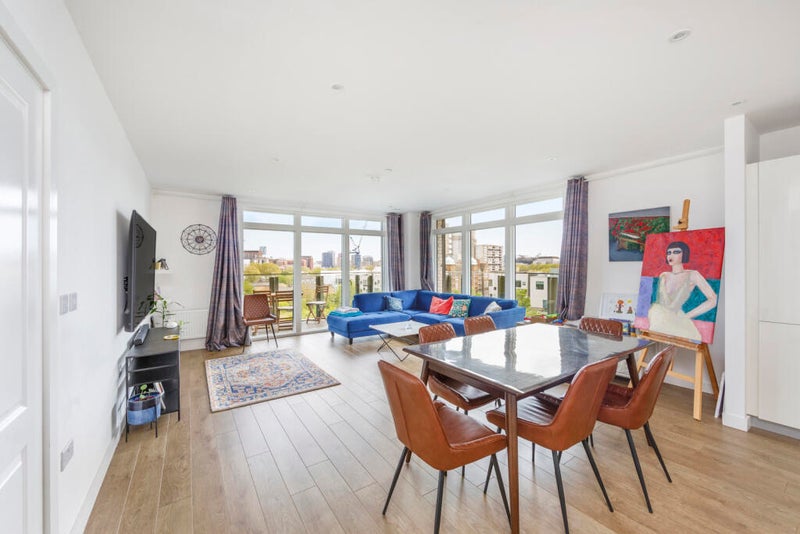 Photo 1: Open plan living/dining room