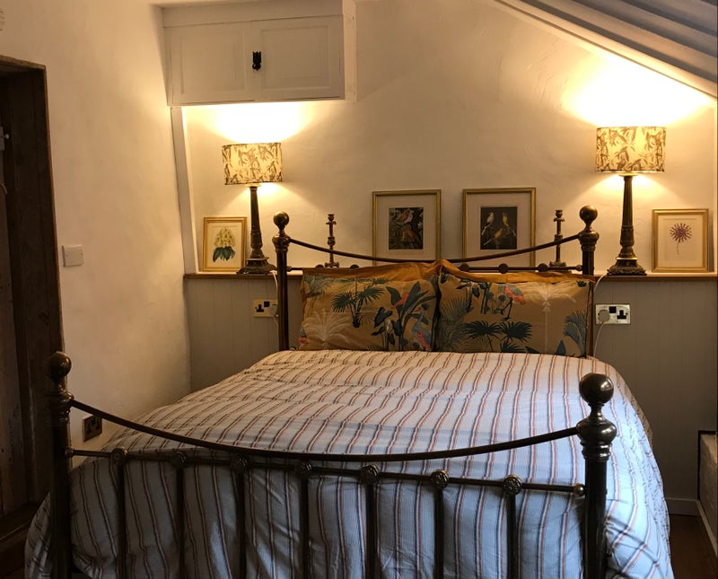 Photo 1: King size bed