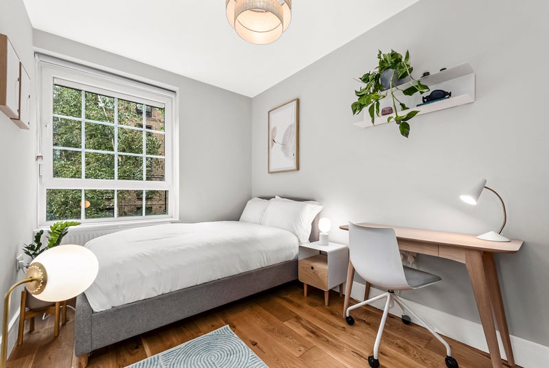 Photo 1: Room 3 £1360 Available 1 June