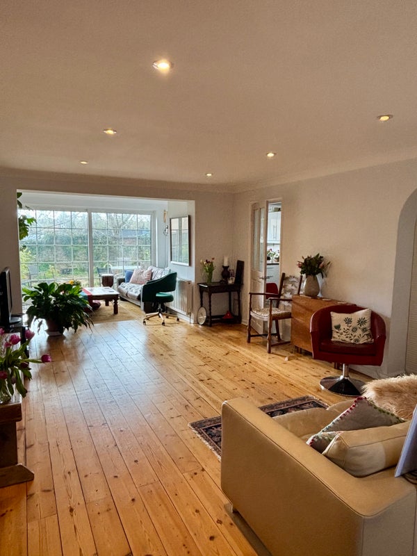 Photo 1: Living room