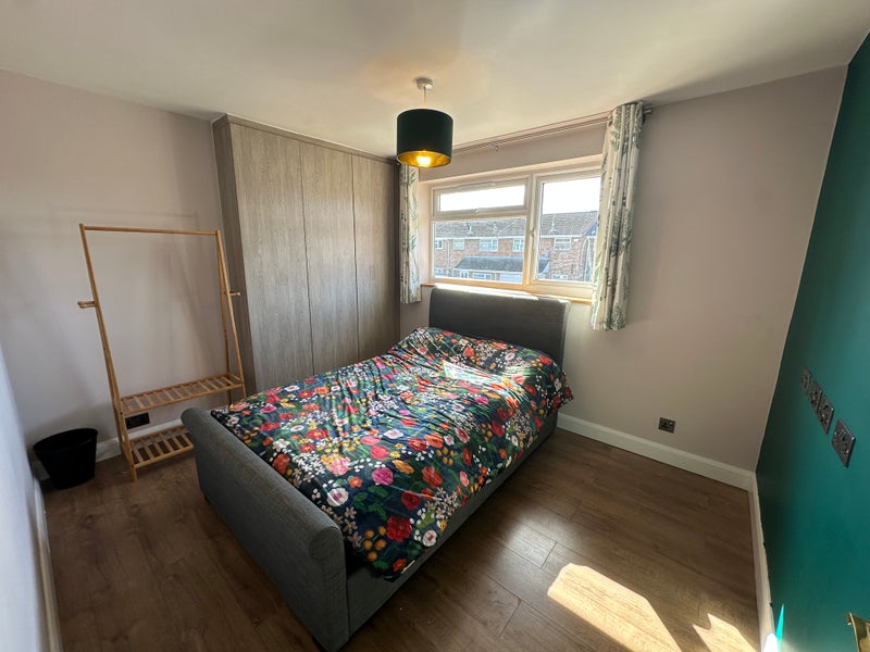 Photo 1: Double room for rent