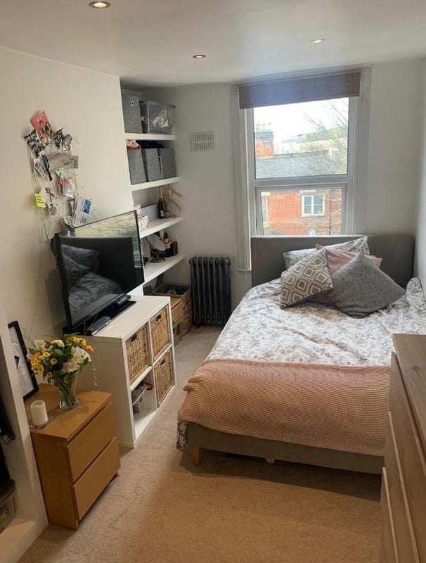 Photo 1: your room !