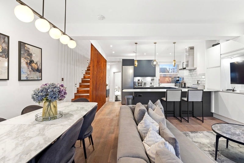 Photo 1: Open plan kitchen/living/dining