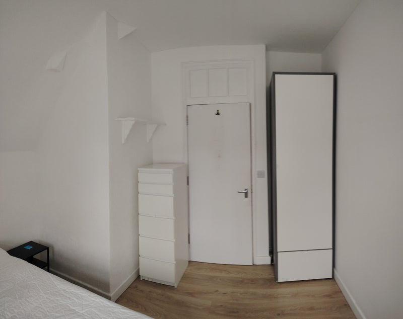 Photo 1: Bedroom