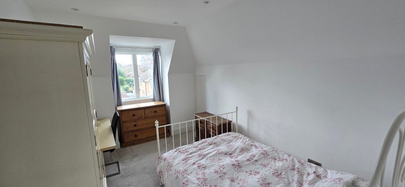 Photo 1: double bed, study desk, wardrobe, chest of drawers