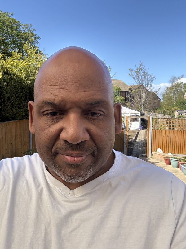 Photo 1: Looking for flatshare or single double room 