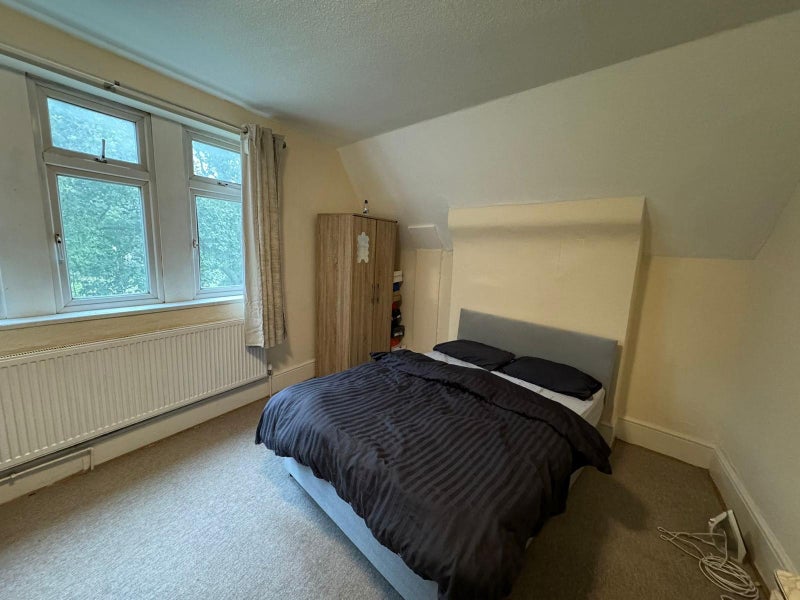 Photo 1: Double Room