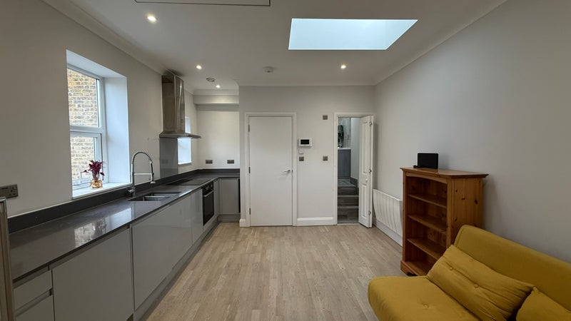 Photo 1: Living room