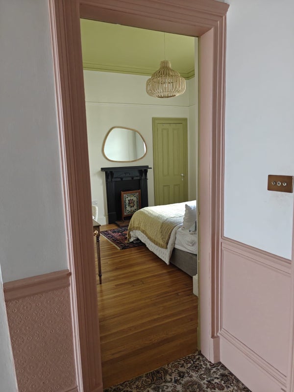 Photo 1: View of room