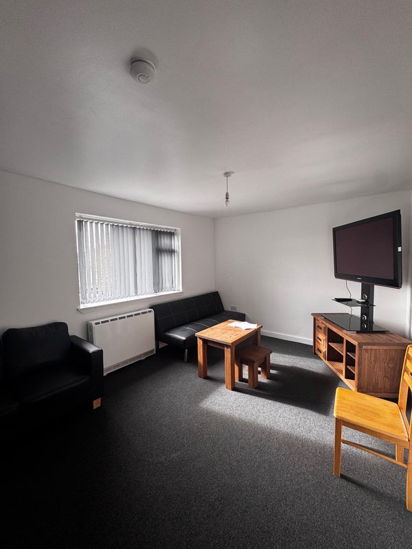 Photo 1: Communal Area