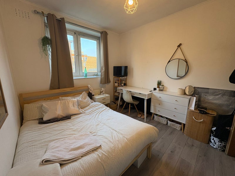 Photo 1: AVAILABLE from the 4th of MAY 2026 ✶ 870pcm