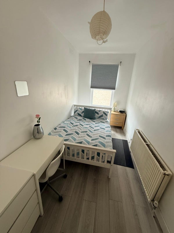 Photo 1: Double room