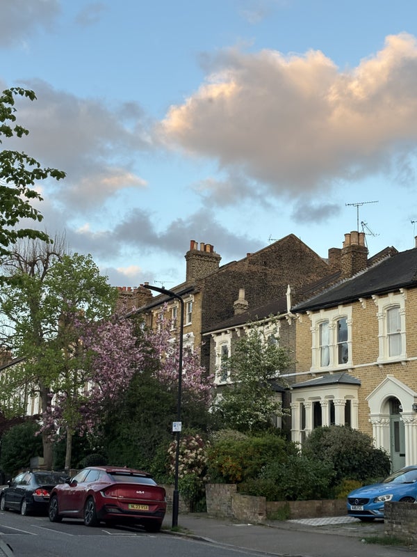 Photo 1: Evering Road