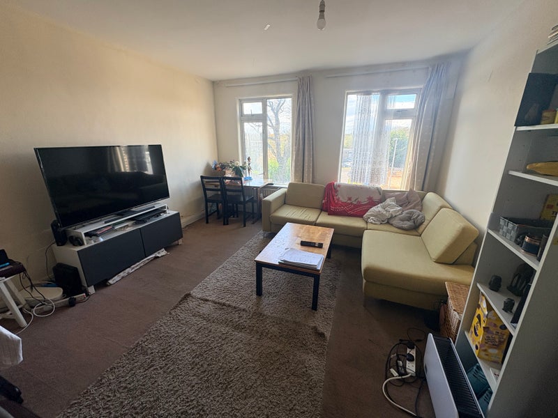 Photo 1: Living room