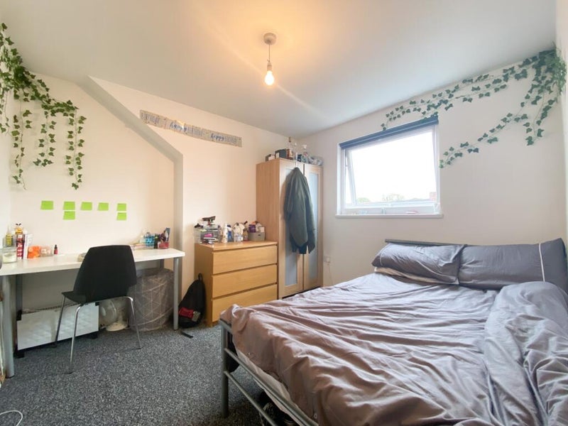 Photo 1: bedroom example 