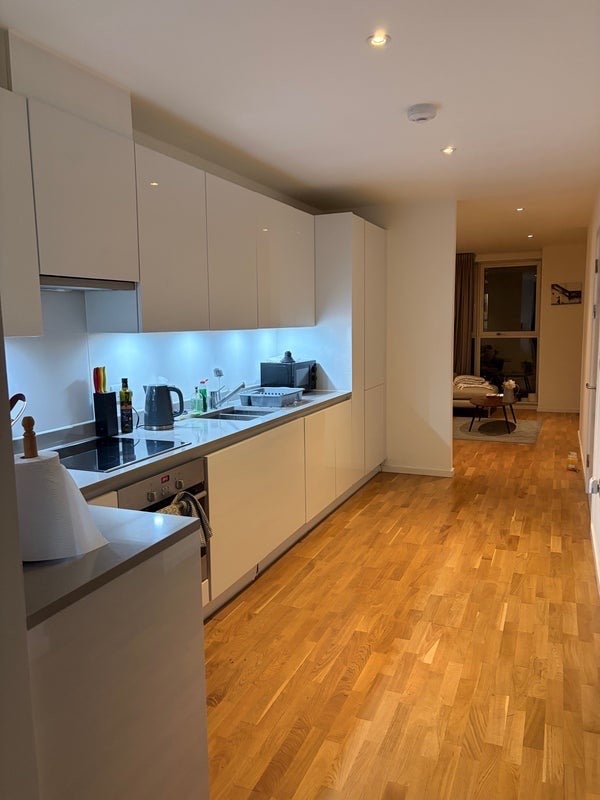 Photo 1: Kitchen Area