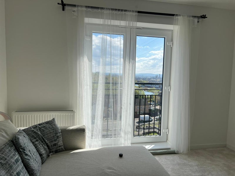 Photo 1: Living Room Window