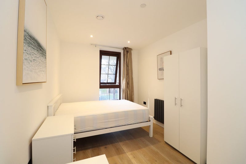 Photo 1: Room 1: £300 per week - Double room single use - £1,300 per month