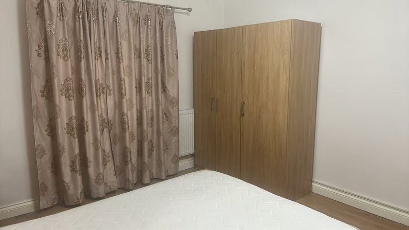 Photo 1: Double room