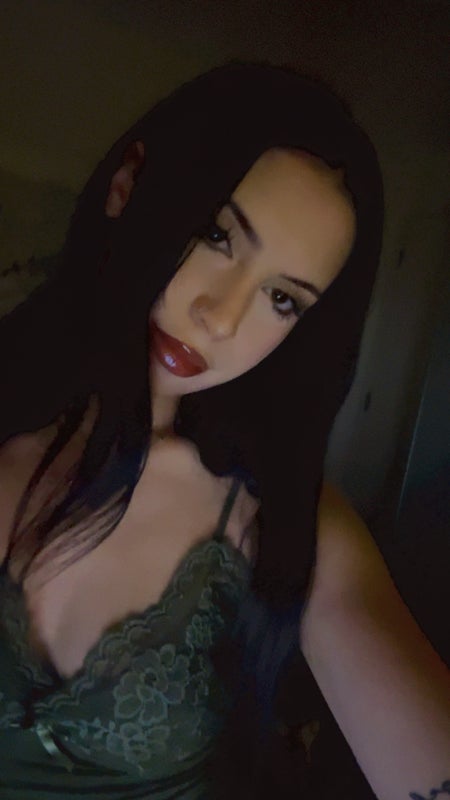 Photo 1: Heyy I’m going to be a third year student and university of Greenwich!