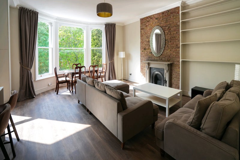 Photo 1: Very Spacious and Bright 🌞