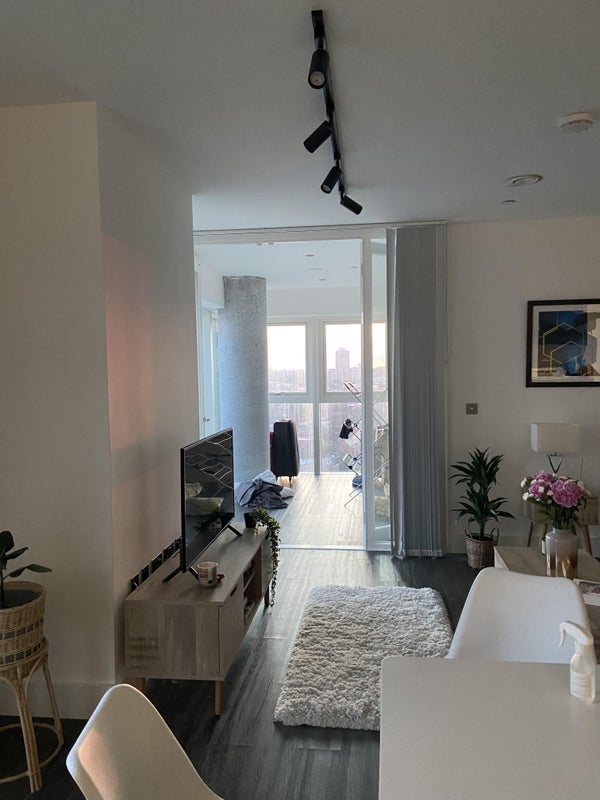 Photo 1: Living room