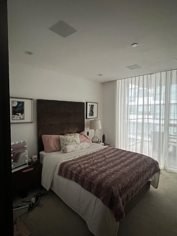 Photo 1: Double Bedroom 