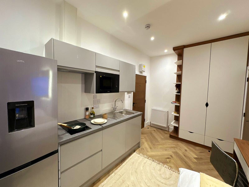 Apartment in Derby, St. Peters Quarter, New Normanton - View 3