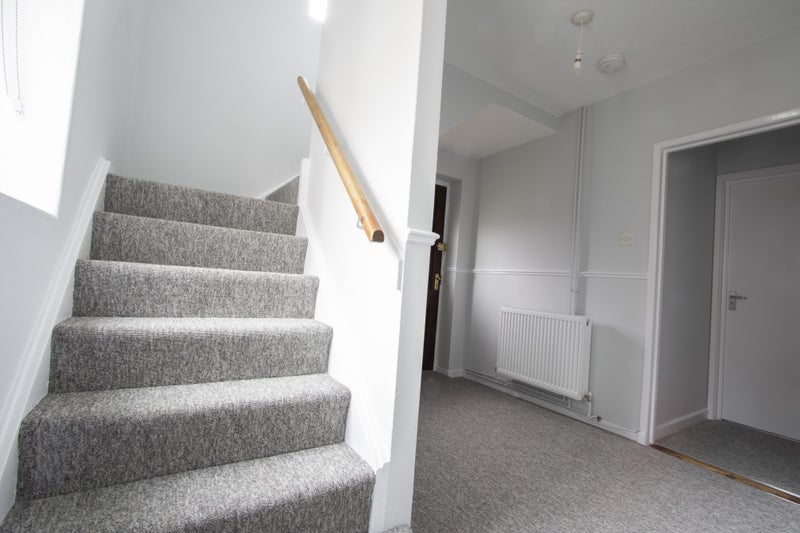 Apartment in Winchester, Stanmore - More