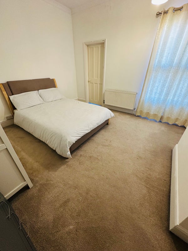Apartment in Coventry, Ball Hill District Centre, Ball Hill - View 4