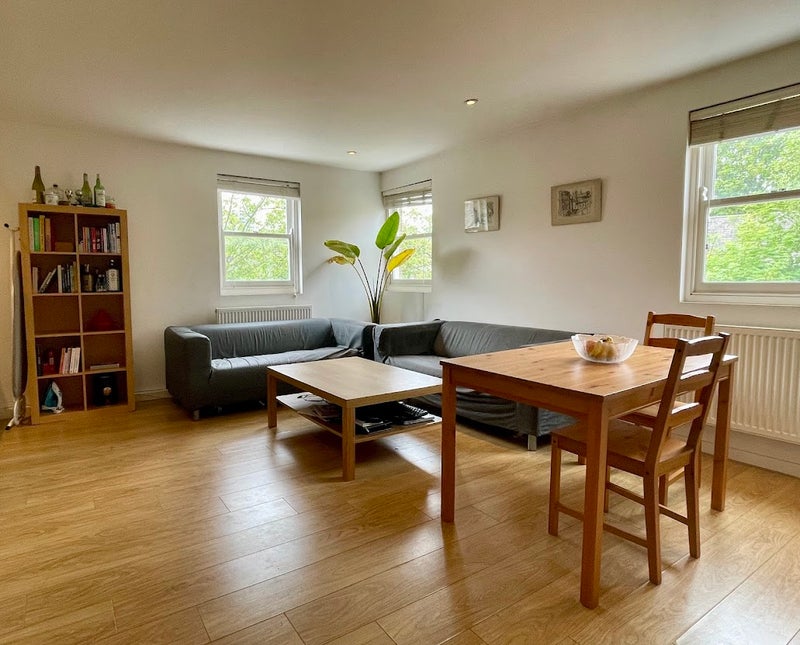 Photo 1: Living room