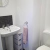 Photo 8: En suite