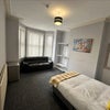 Photo 2: Room 1