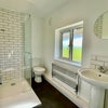Photo 3: Room 2 Ensuite