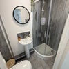 Photo 12: Room 1 En-suite
