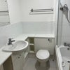 Photo 3: Main bathroom 
