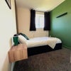 Photo 10: Room 4