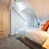 Photo 7: Room 6 with Ensuite