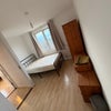 Photo 3: Room 4