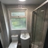 Photo 12: Room F ensuite 