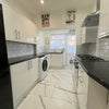 Photo 7: Kitchen